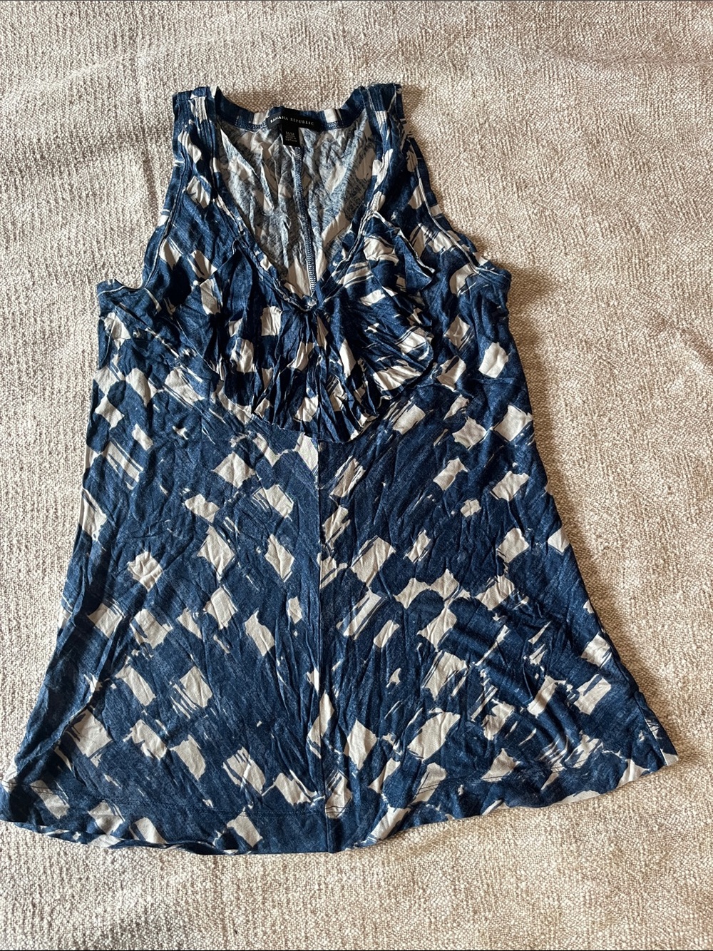Banana Republic blue sleeveless top